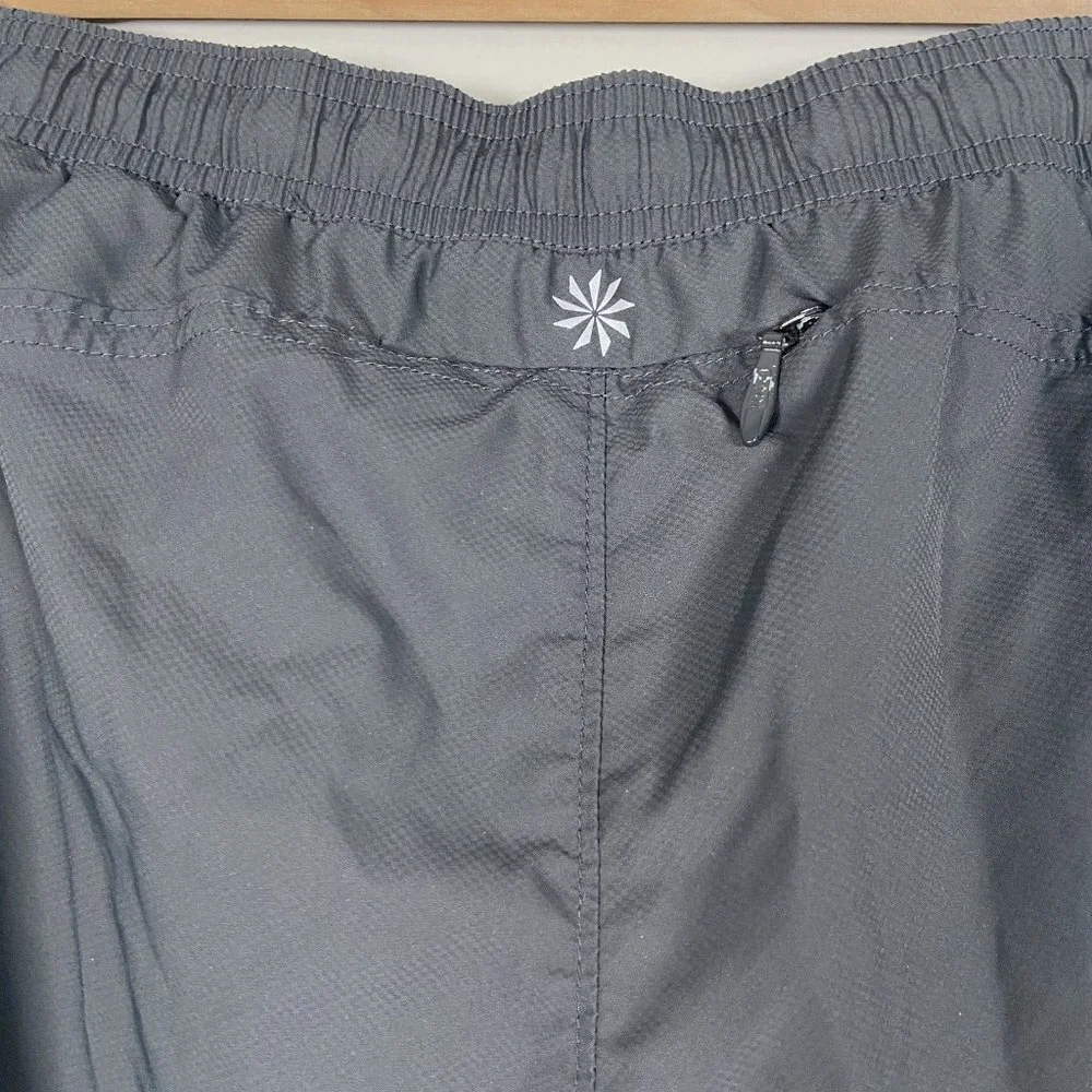 Athleta Record‎ Time Microfiber Athletic Shorts  Gray Women's Size M Dark Gray